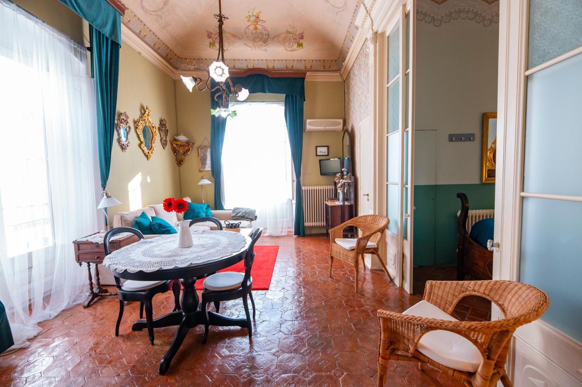 Apartment Sanllehi